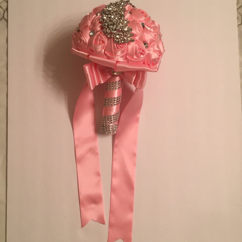 Pink rhinestone brooch bouquet